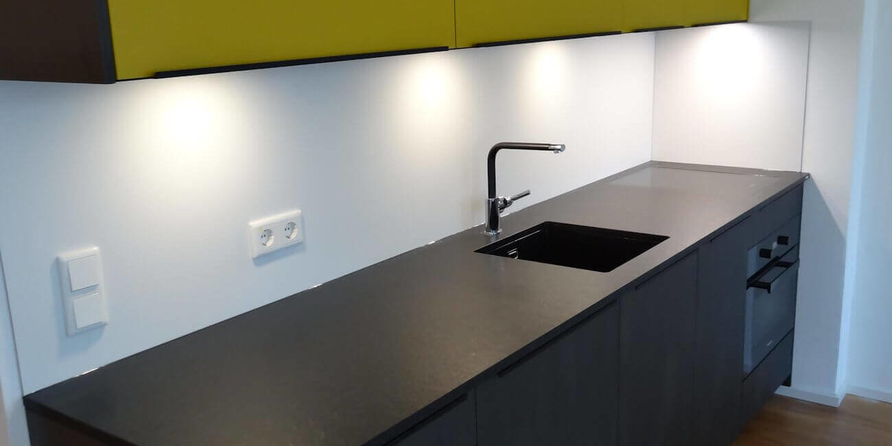 Schüller Targa Stahl 2 Schüller Targa Stahl 2