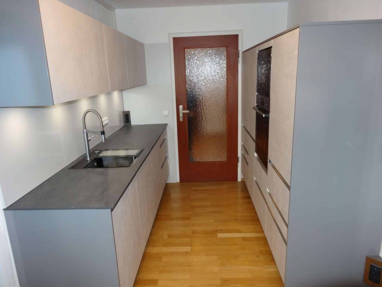 Schüller - Modell Elba weissgrau Poehlmann2 768x576 - Schüller - Modell Elba weissgrau