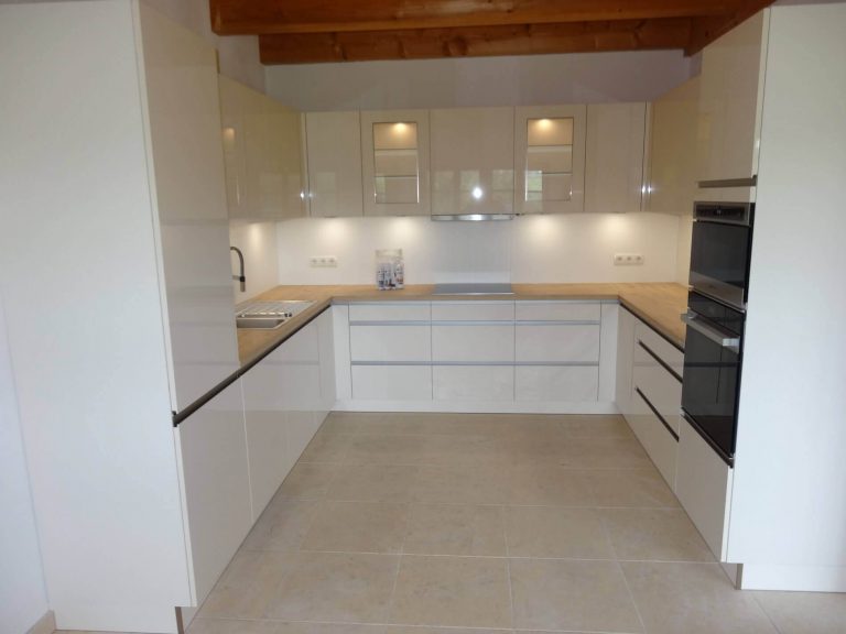 Lux 1 768x576 - Nolte - Modell Lux Magnolia Hochglanz