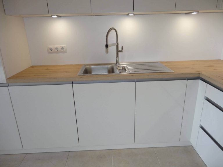 Lux 4 768x576 - Nolte - Modell Lux Magnolia Hochglanz