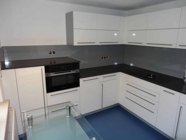 Lux Papyrusgrau 1 625x469 - Quooker Heißwasserarmatur