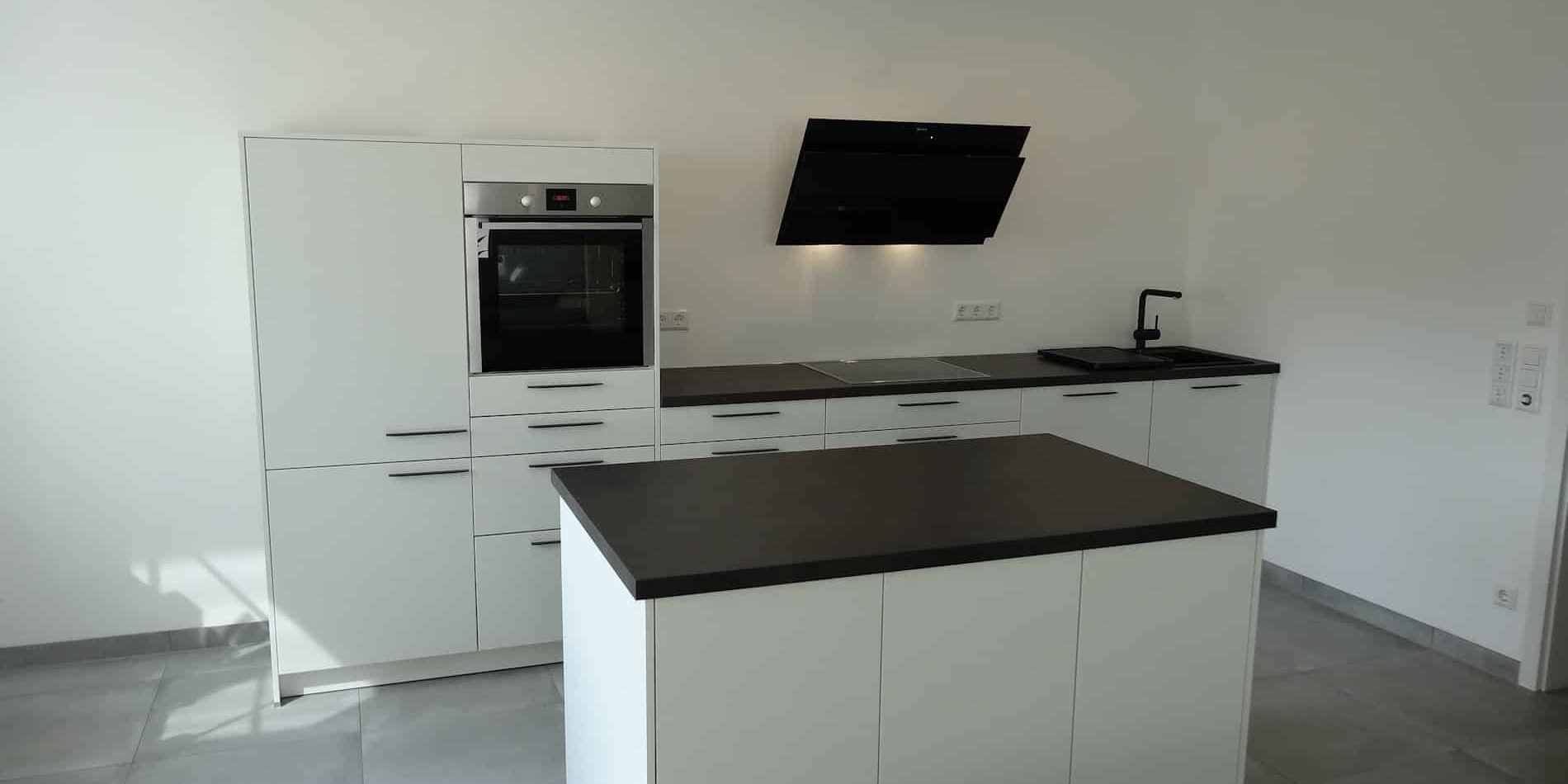 Schüller Siena weiss samtmatt 1