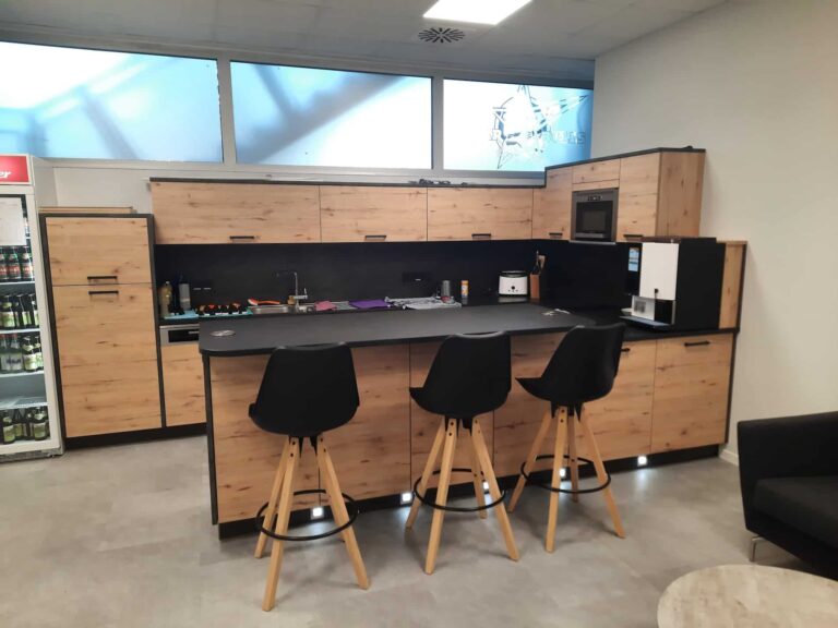 Starbulls 1 768x576 - Nolte - Modell Artwood Wildeiche