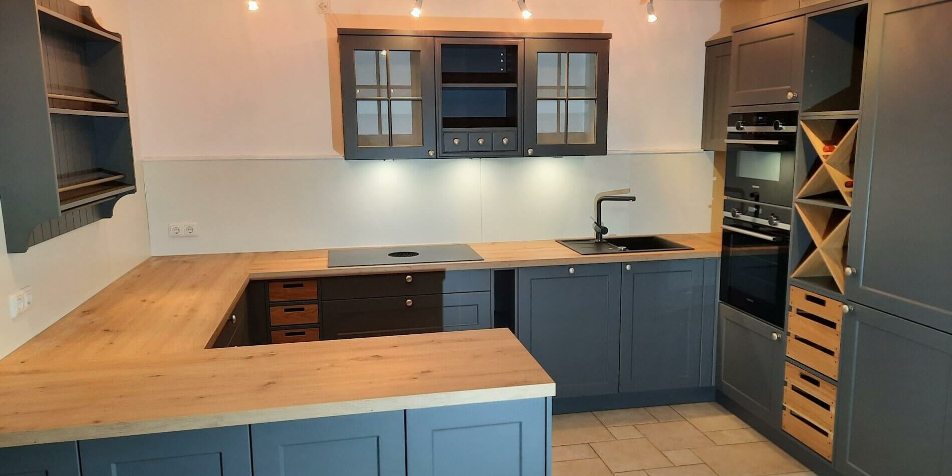 moebel-spanrad-kueche-tegernsee-schueller-vienna-anthrazit