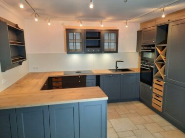 Glückliche Kunden: Montage unserer Schüller Küche am Tegernsee moebel spanrad kueche tegernsee schueller vienna anthrazit 379x284 - Glückliche Kunden: Montage unserer Schüller Küche am Tegernsee