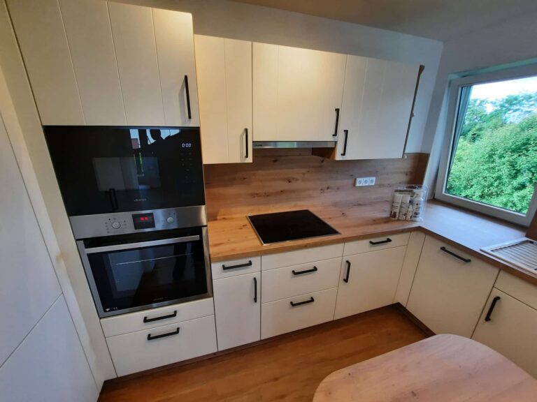 Schüller - Modell Domus weiss Schueller Domus weiss 2 768x576 - Schüller - Modell Domus weiss