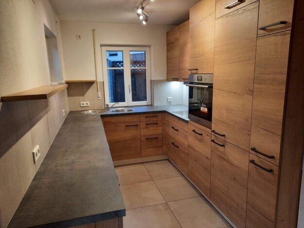 Artego Trendy Eiche Goldbraun 1 625x469 - artego Küchen