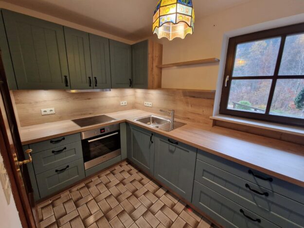 Schueller Canto blaugrau 2 625x469 - Blanco Spüle und Armatur