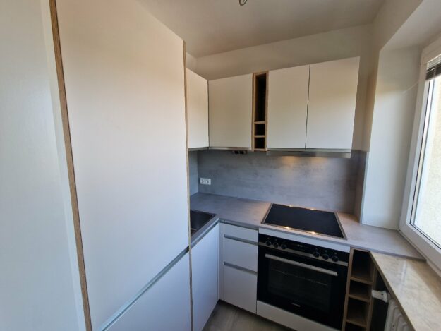 Schueller Pura muschelweiss 4 625x469 - Blanco Spüle und Armatur