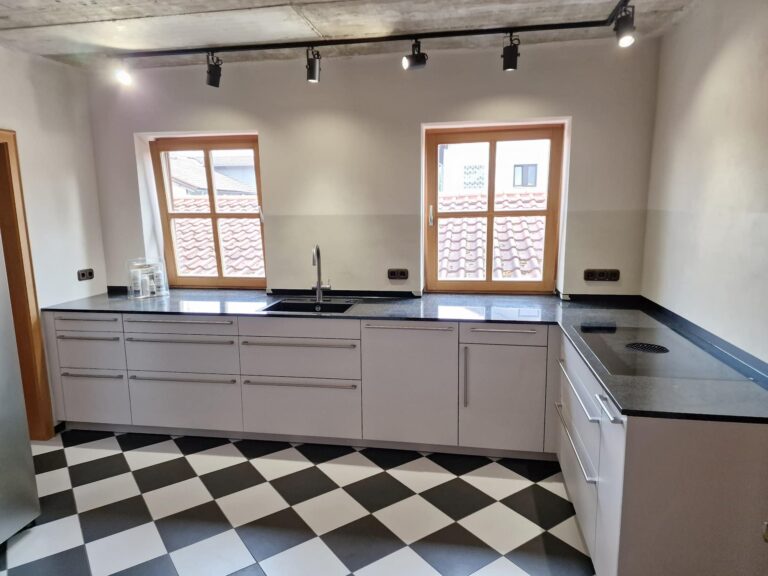 Schueller Uni matt Sandgrau 3 768x576 - Schüller - Uni matt Sandgrau