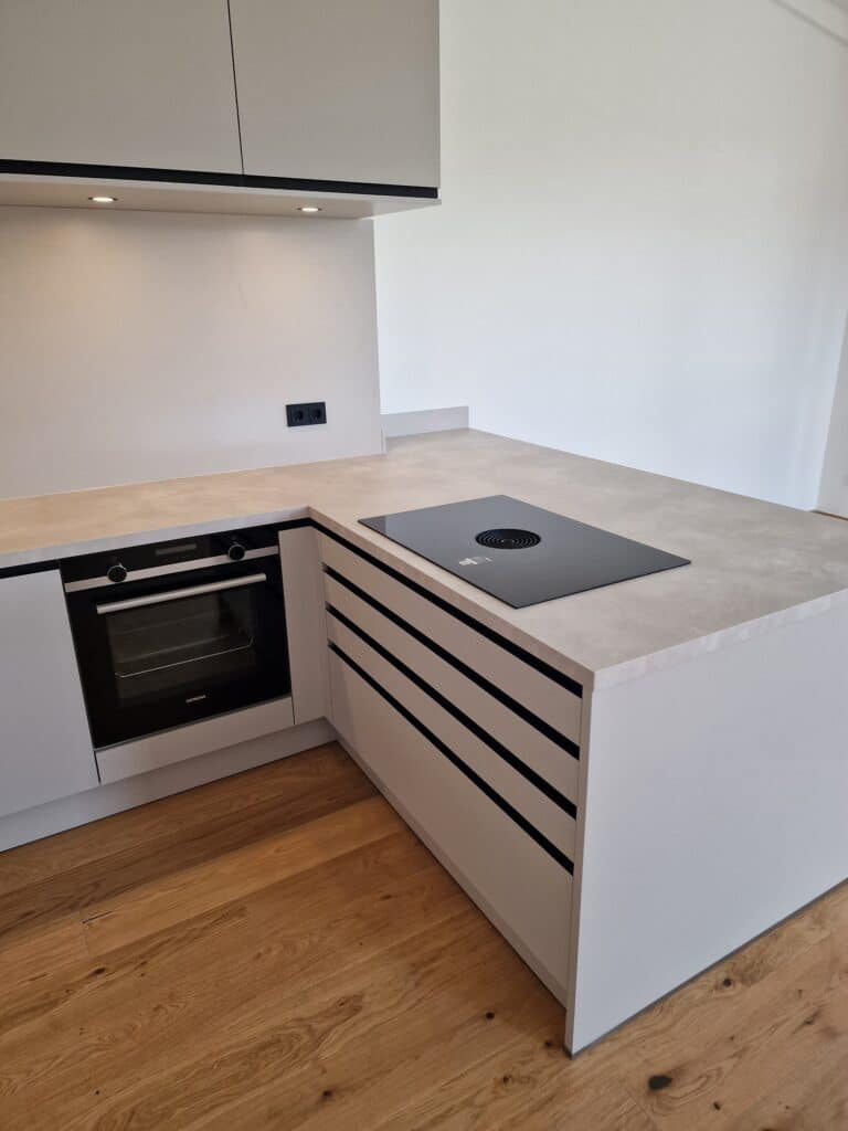 Schüller Küche - Uni Matt sandgrau Schueller Uni matt Sandgrau 3 768x1024 - Schüller Küche - Uni Matt sandgrau