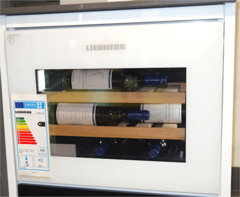 Wke582 1 469x385 - Küche