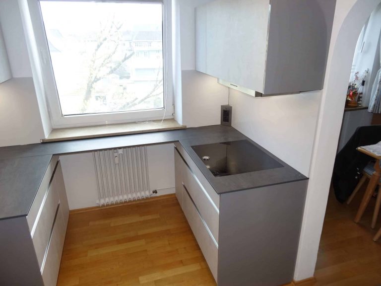 Poehlmann6 768x576 - Schüller - Modell Elba weissgrau