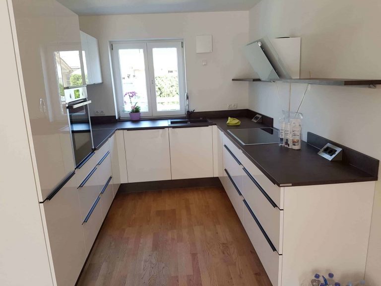 Nolte Lux 1 768x576 - Nolte - Modell Lux Hochglanz weiß