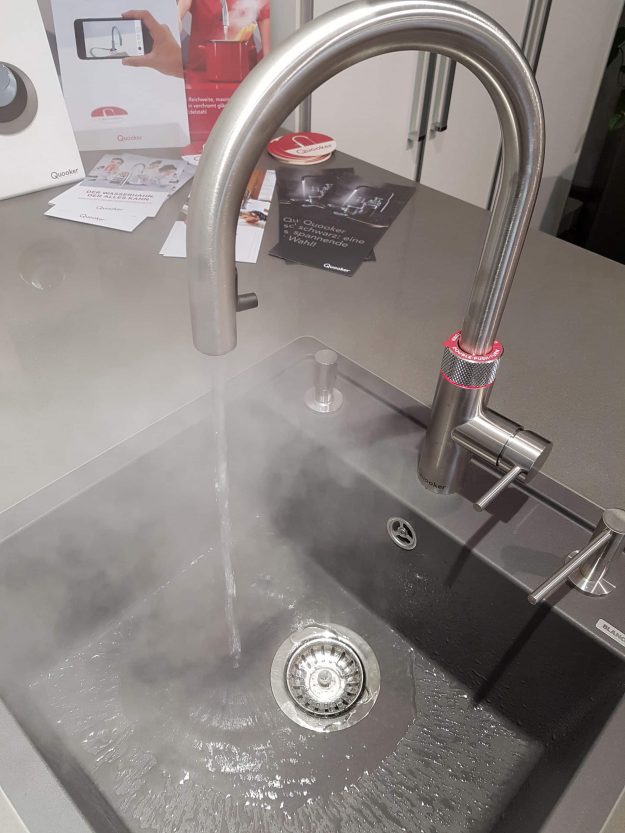 Quooker Heißwasserarmatur Quooker2 625x833 - Quooker Heißwasserarmatur