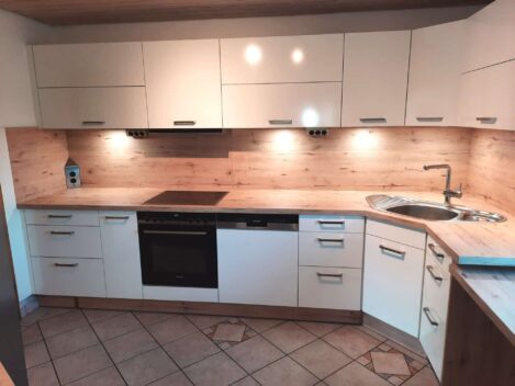 Speedo weiss 1 469x352 - Referenzen