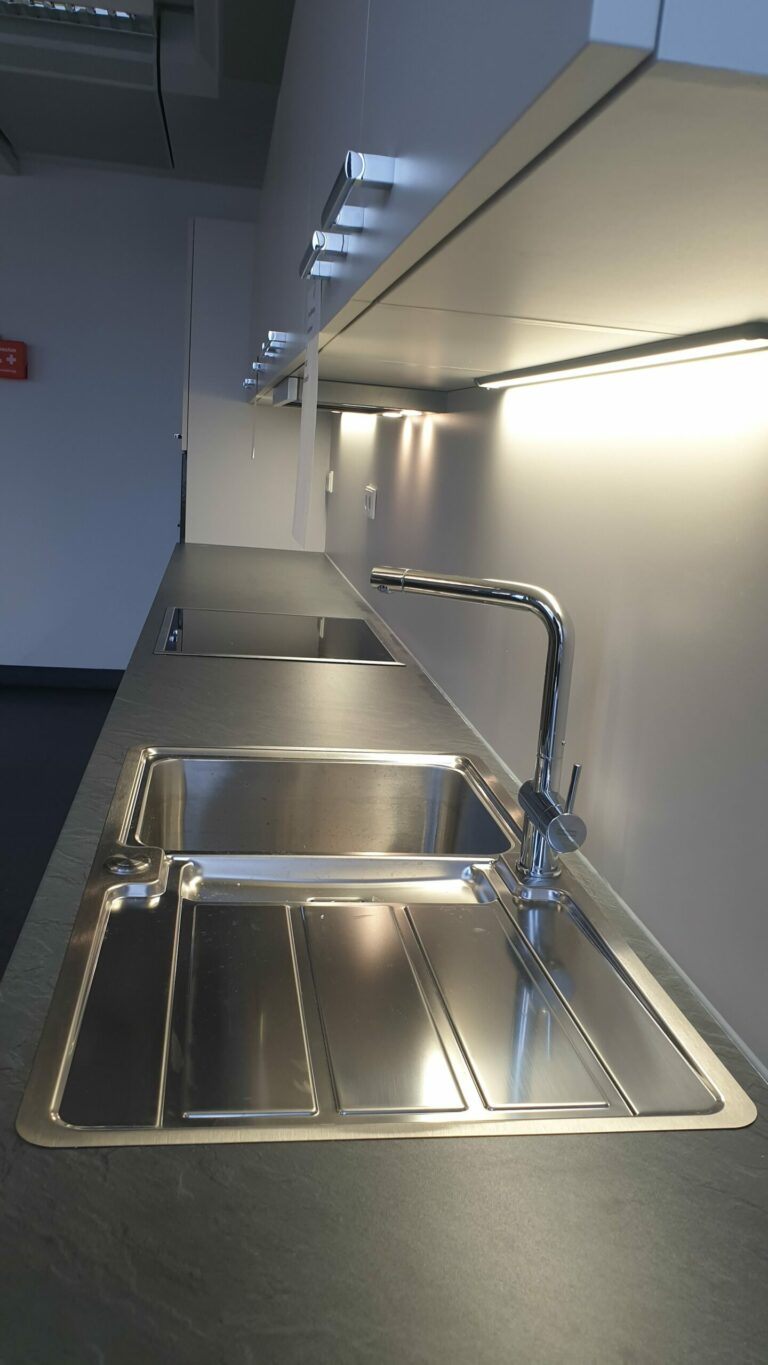 Artego Turin angoragrau 2 scaled 768x1365 - artego - Turin angoragrau