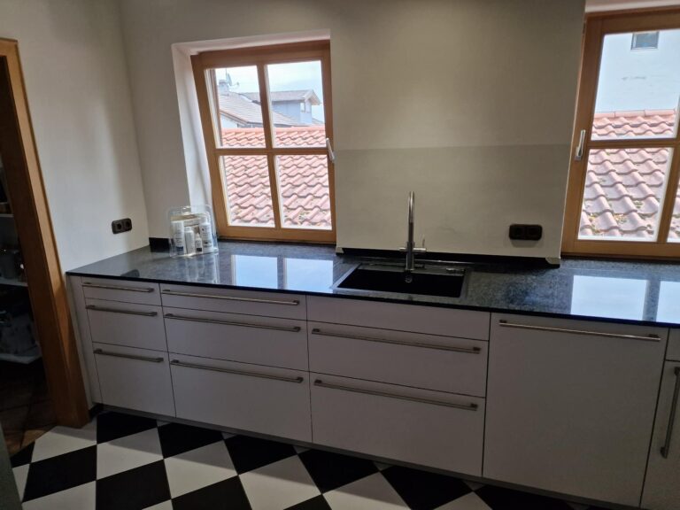 Schueller Uni matt Sandgrau 1 768x576 - Schüller - Uni matt Sandgrau