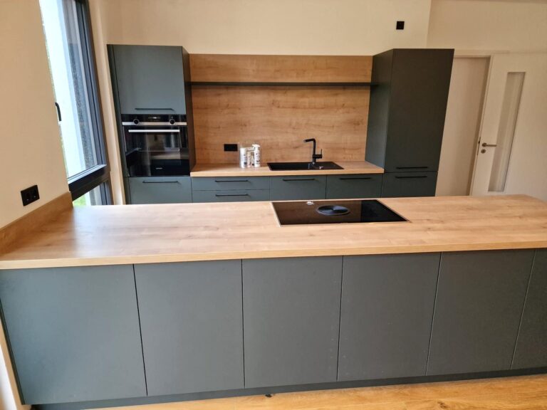 Nolte Manhattan Uni Black Green 2 768x576 - Nolte - Manhattan Black Green