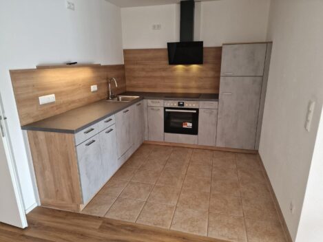 Schueller Elba quarzgrau mit Eiche 469x352 - K&uuml;che